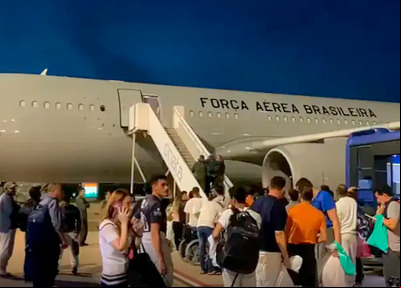 Novo voo com deportados chega ao Ceará nesta semana