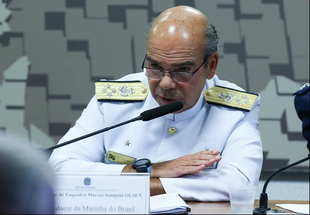 Almirante Marcos Sampaio Olsen