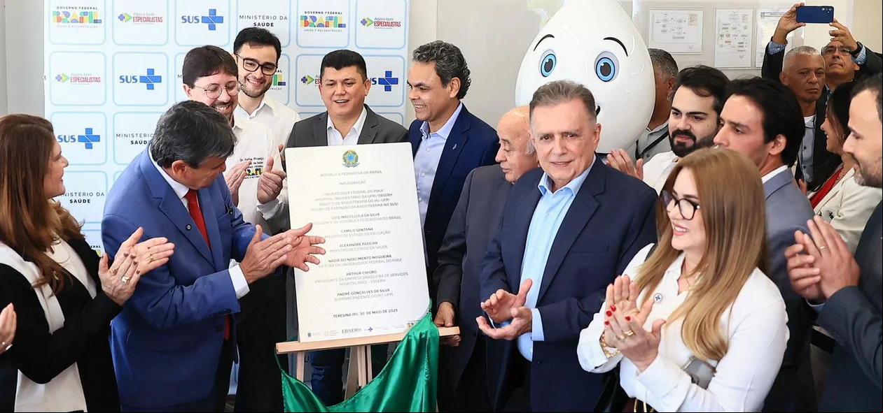Autoridades no HU-UFPI
