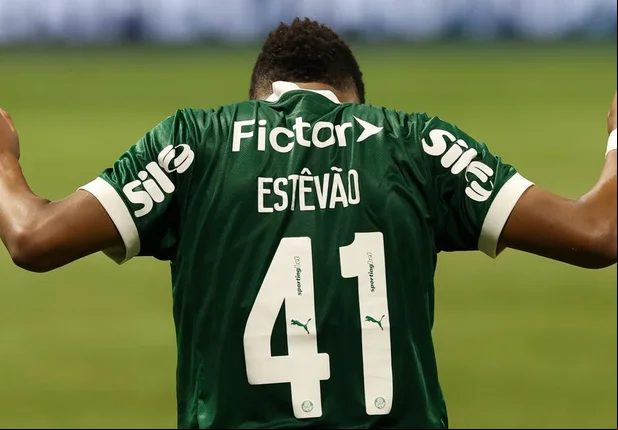 Com show de Estêvão, Palmeiras vence Ceará e avança para as oitavas da Copa do Brasil