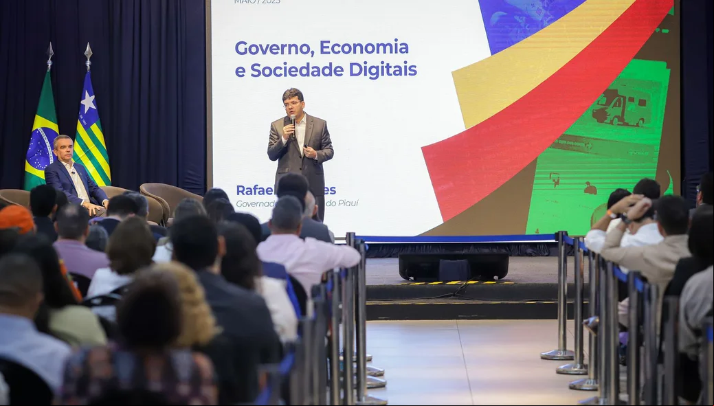 Governador Rafael Fonteles na segunda edição do “Papo de Governança”
