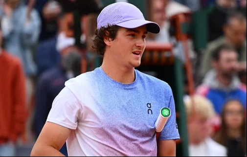 João Fonseca estreou com vitória no Roland Garros