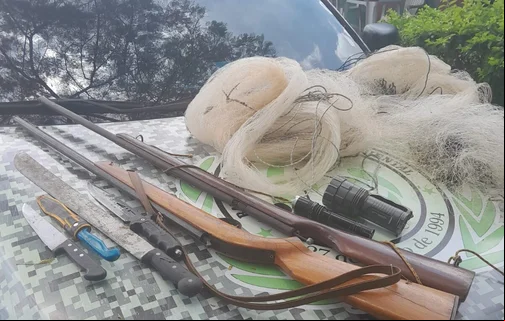 Material de caça apreendido