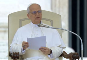 Papa Leão XIV faz sua primeira nomeação feminina para alto cargo no Vaticano
