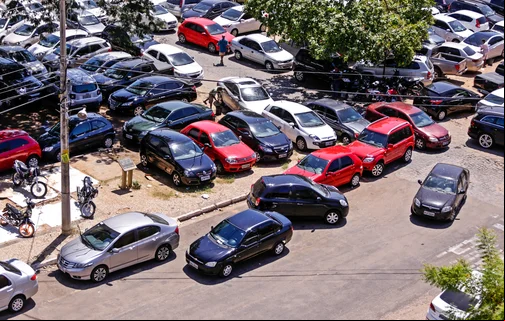 Estacionamento irregular no TJ