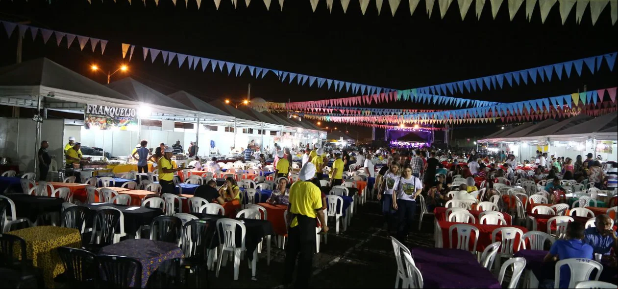 Praça de alimentação