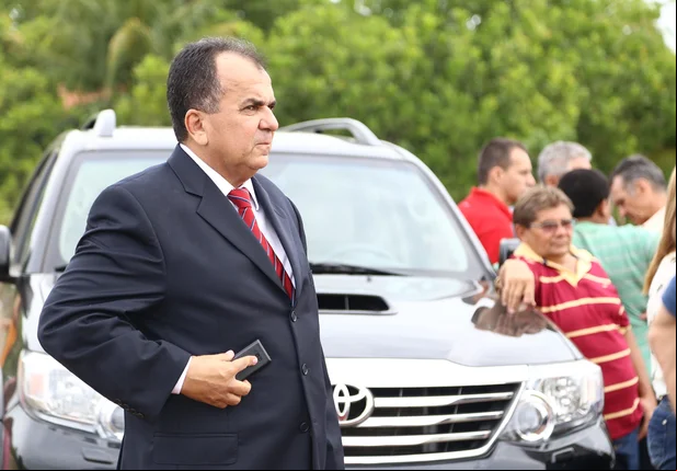 Prefeito de Piracucura Raimundo Alves Filho