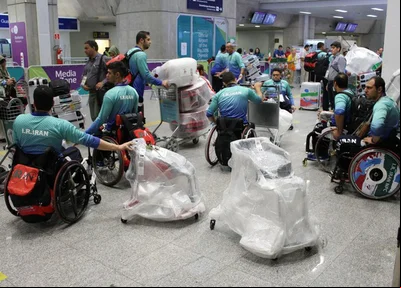 Atletas paralímpicos chegam ao Rio