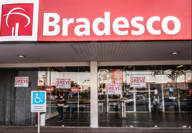 Bancos em Teresina em greve