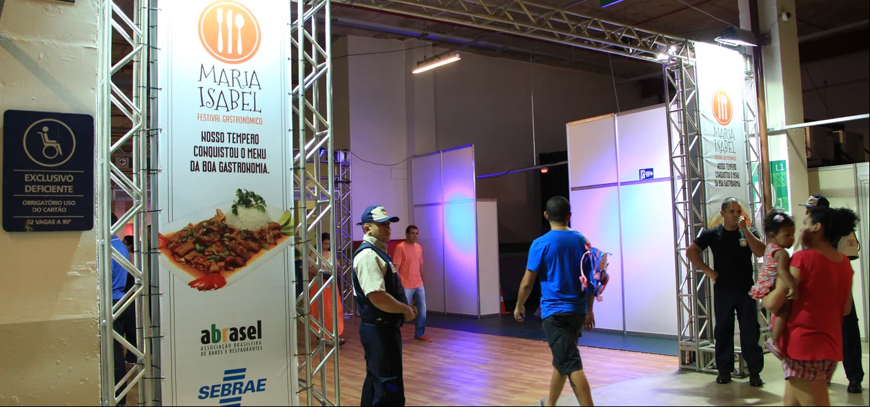 Festival Maria Isabel no Rio Poty Shopping