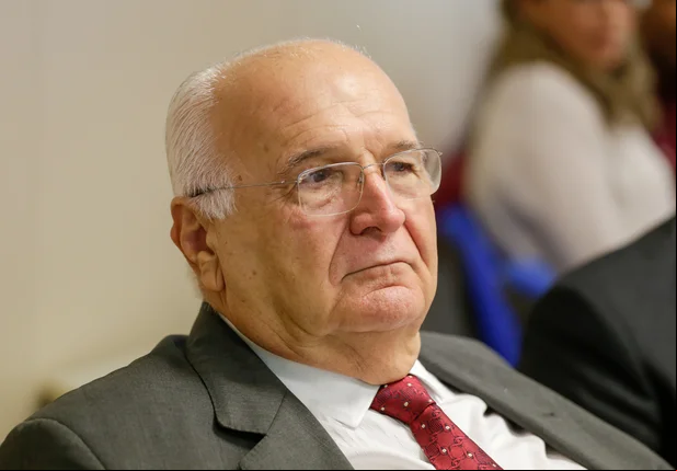 Luciano Nunes  preseidente do TCE