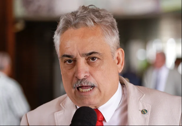 Robert Rios 