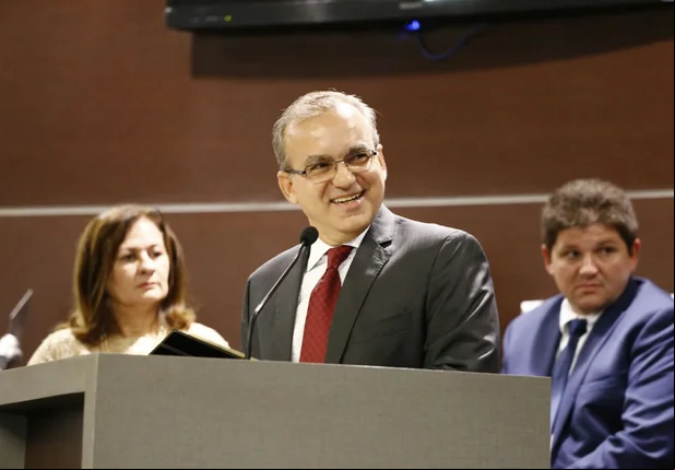 Firmino Filho diz que Educação será prioridade em nova gestão