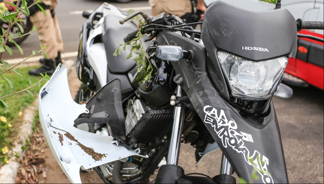 Moto de um dos acidentados