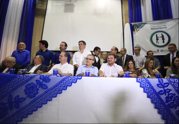 Ato de filiação do PP reúne autoridades políticas em Teresina