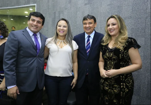 Câmara de Teresina realiza entrega do prêmio Mulher Destaque 