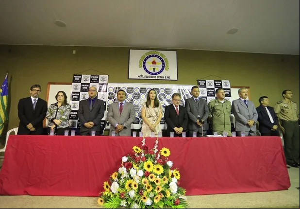 Homenagem da secretaria de Segurança aos policiais civis