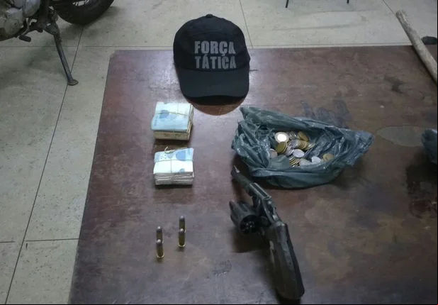 Material apreendido pela polícia