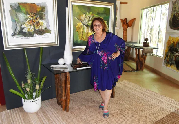 Artista plástica Dora Parentes
