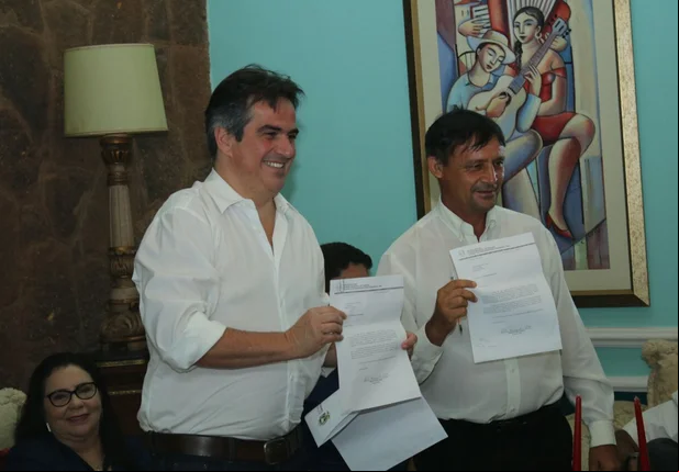 Senador Ciro Nogueira realiza reunião com vereadores de Teresina