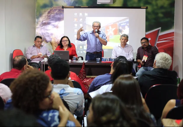 PT completa 37 anos e comemora com solenidades