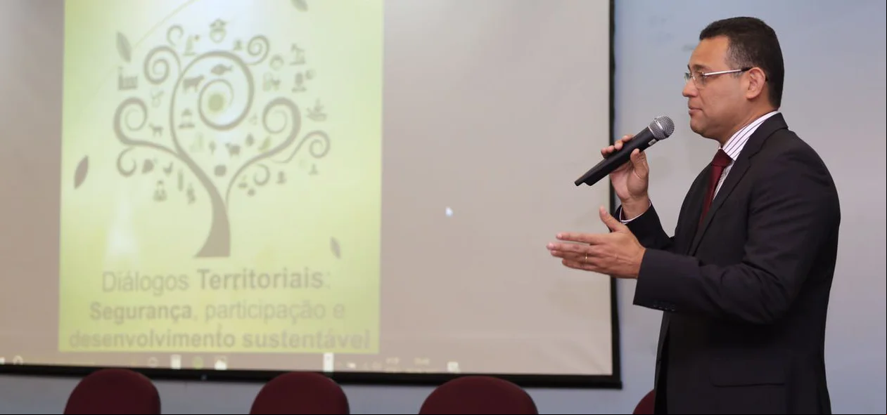 Delegado Riedel Batista