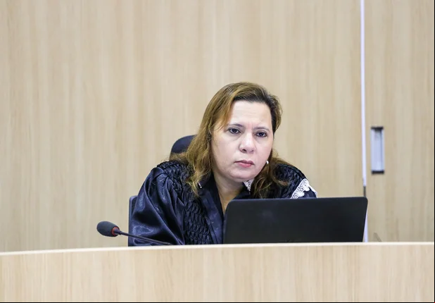 Waltania Alvarenga