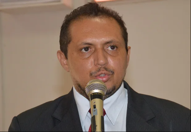 Wellington Dantas (PT) retoma mandato na Câmara