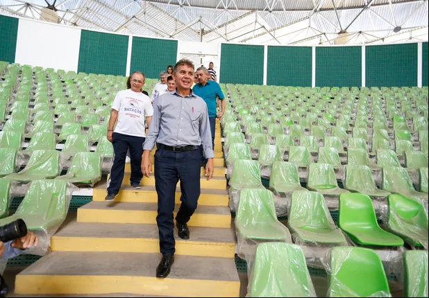 Presidente da Fundespi, Paulo Martins, anuncia conclusão das obras do Verdão