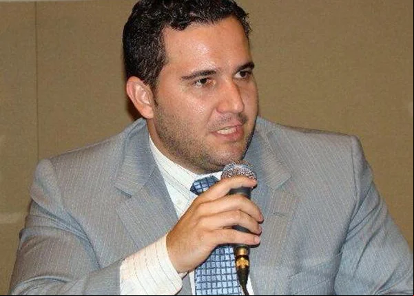 Defensor Juliano Leonel