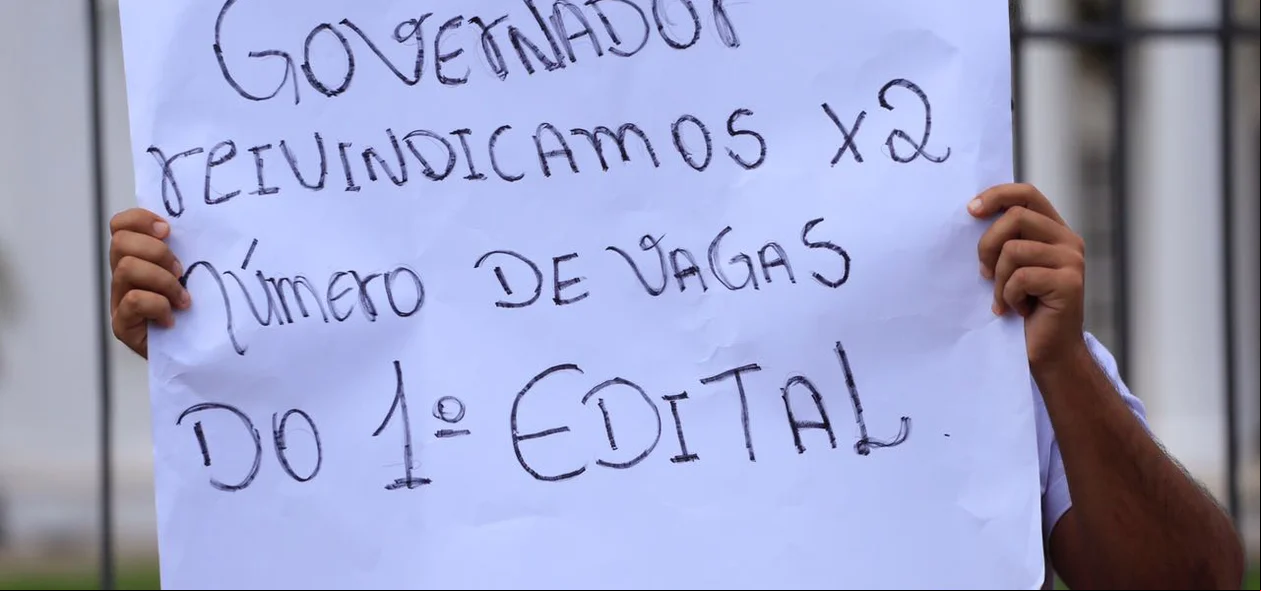 Candidatos cobram mais vagas