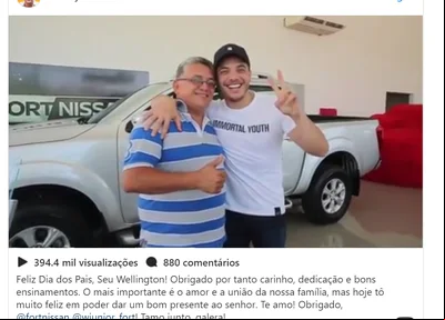 Wesley Safadão dá um carro de presente ao pai