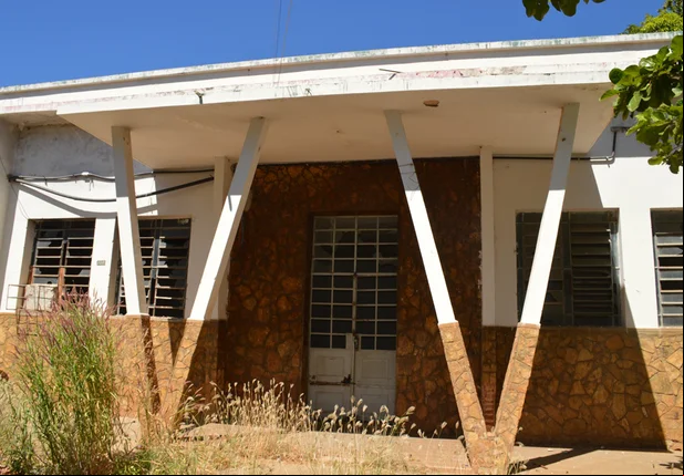 Prédio da Gerência Regional de Educação em Picos está abandonado
