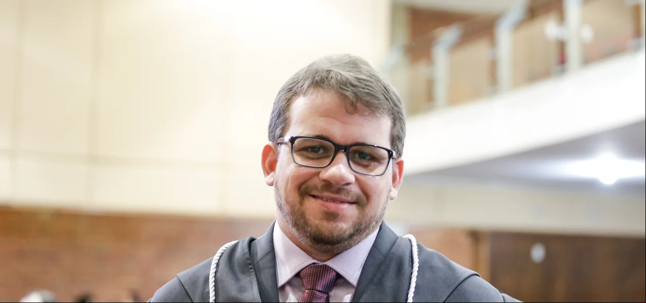 Enio Gustavo Lopes Barros  