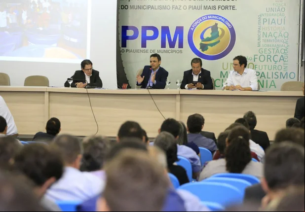 Autoridades participaram do evento na APPM