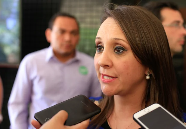 Presidente Nacional do Podemos Renata Abreu