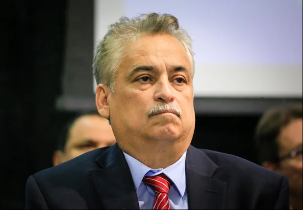 Robert Rios