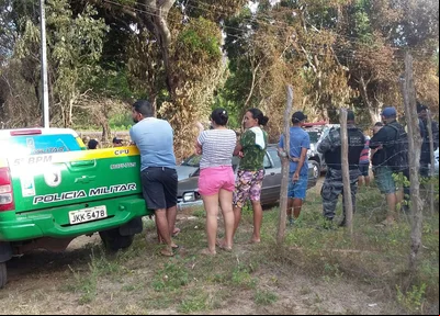 Polícia Militar esteve no local 