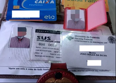 Material encontrado com o casal