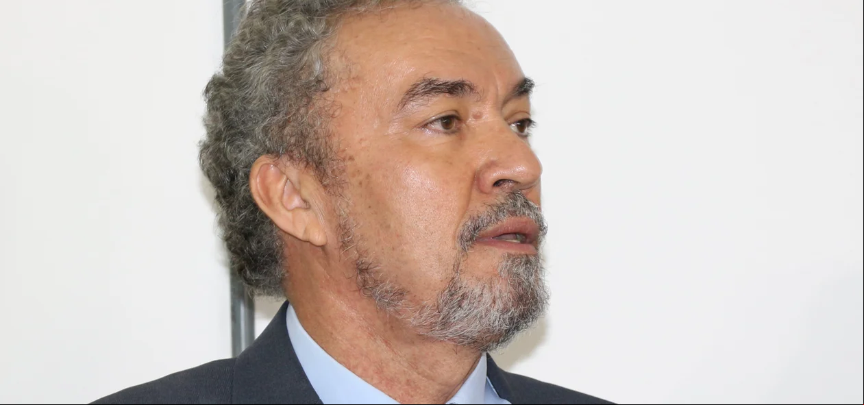 Juiz auxiliar da presidência do TJ, Manoel Dourado
