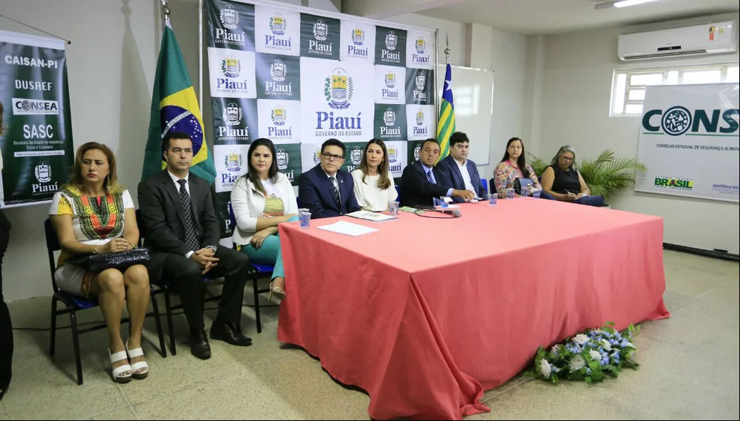 Solenidade de inauguração da Cozinha Comunitária da Uespi
