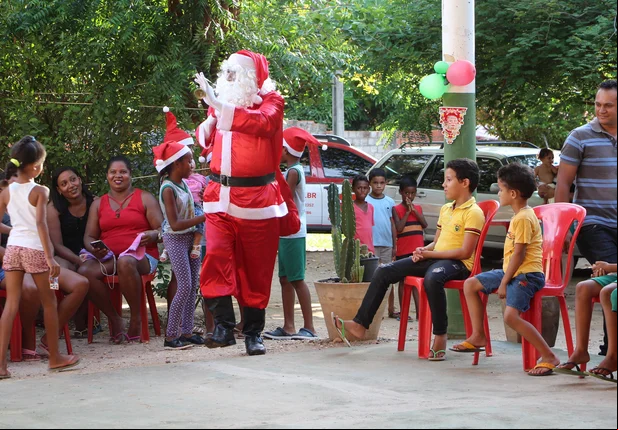 Fundação Viver com Dignidade faz ação social no bairro Angelim