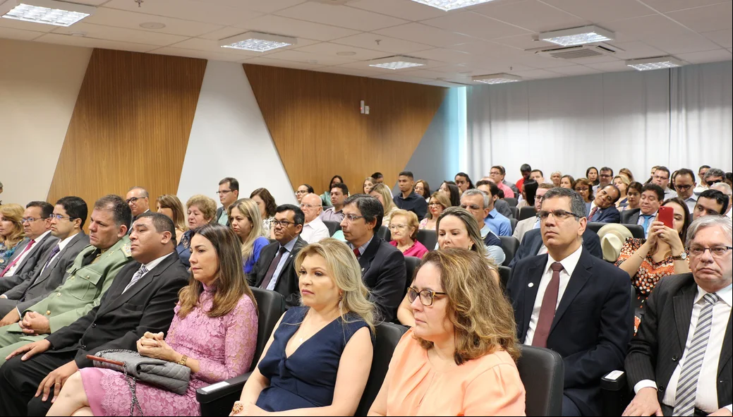 O evento contou com a presença de diversas autoridades