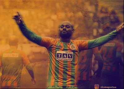 Jogador Vágner Love 