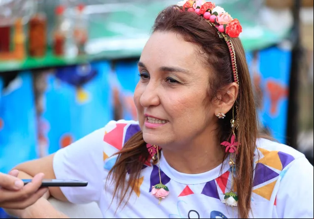 Deputada Flora Izabel participa do Corso 2018