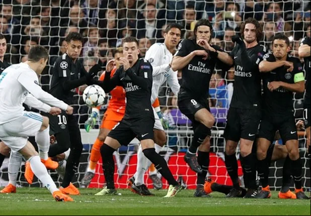 Jogo entre o Real Madrid e o PSG ocorreu nesta quarta-feira