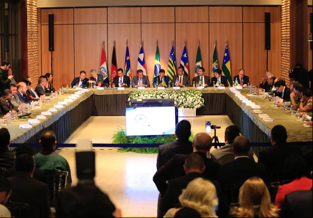 Governadores dos nove estados do Nordeste reunidos
