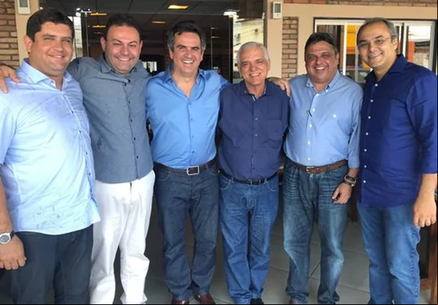 Almoço com Ciro, Themístocles e autoridades políticas