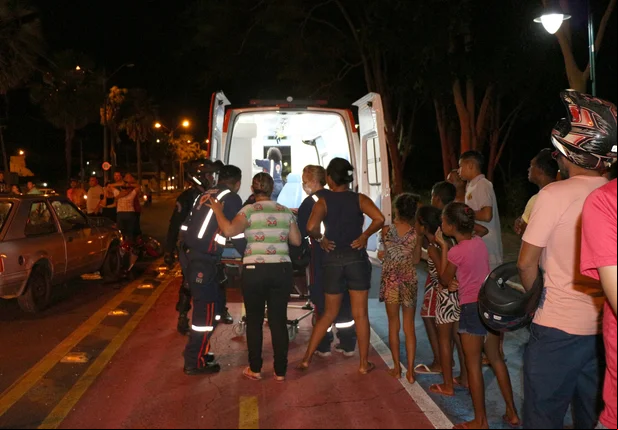 Vítimas foram atendidas pela ambulância do Samu