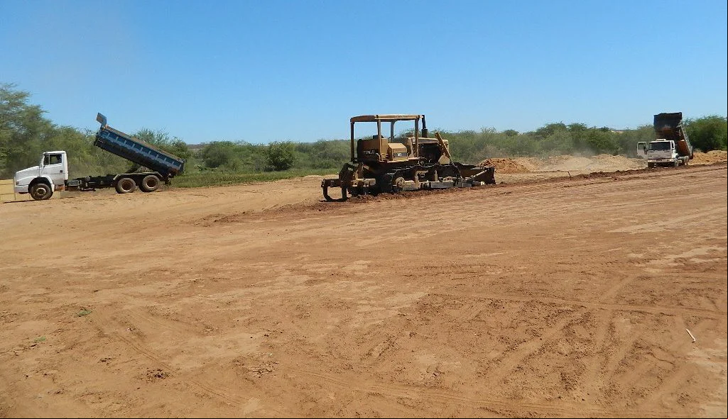 Máquinas fizeram apenas a limpeza do terreno